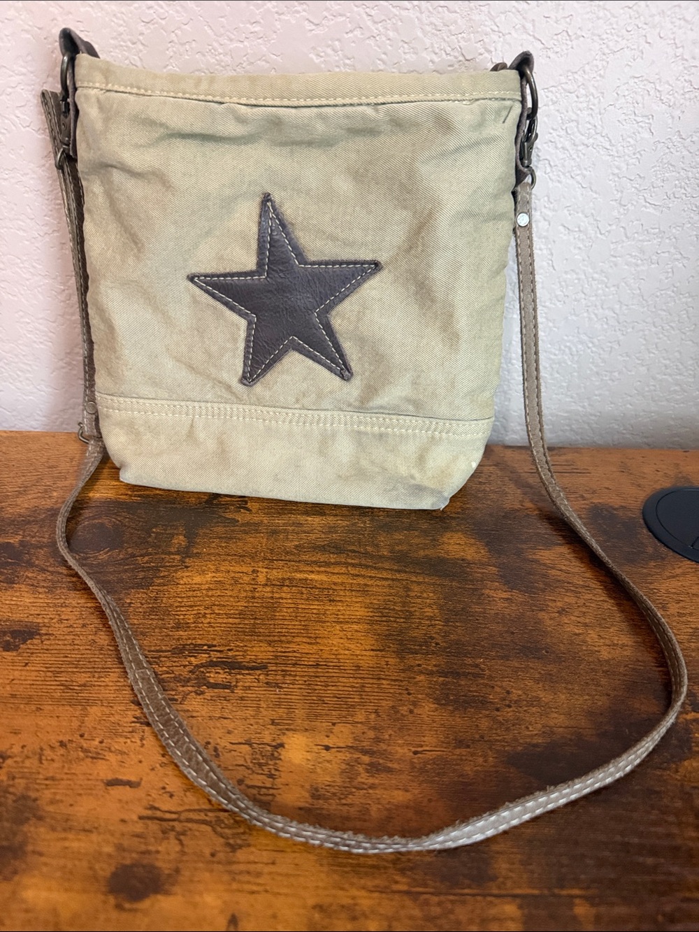 Everyday Canvas Crossbody with Star Detail - Army Green -